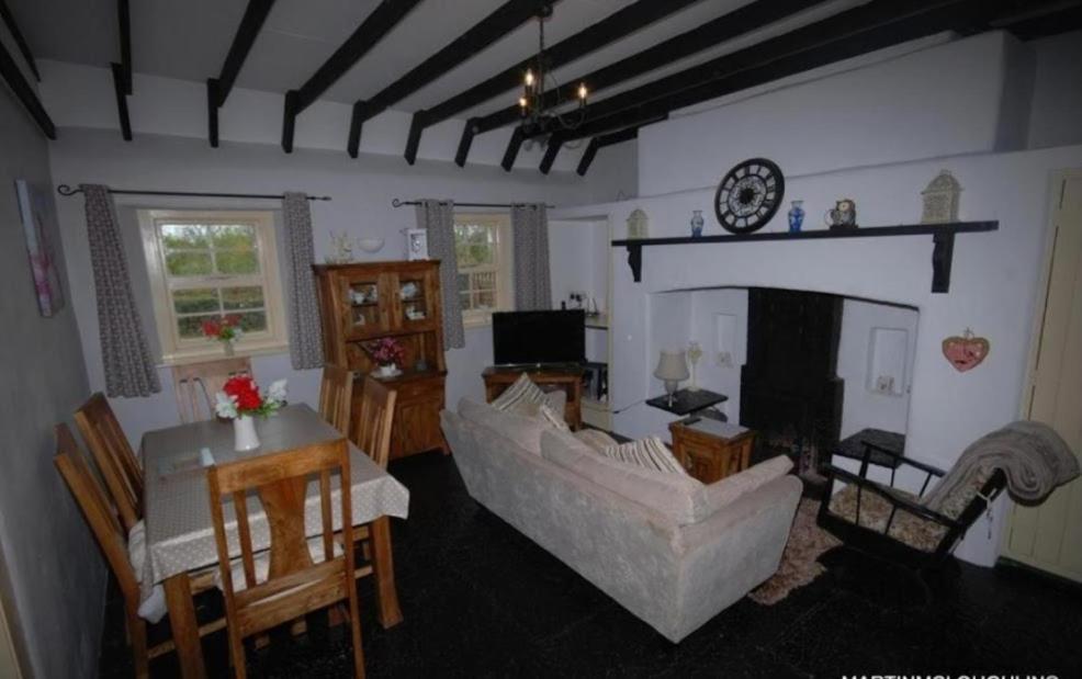 Thatcted Cottages Lough Derg Dromineer Luaran gambar